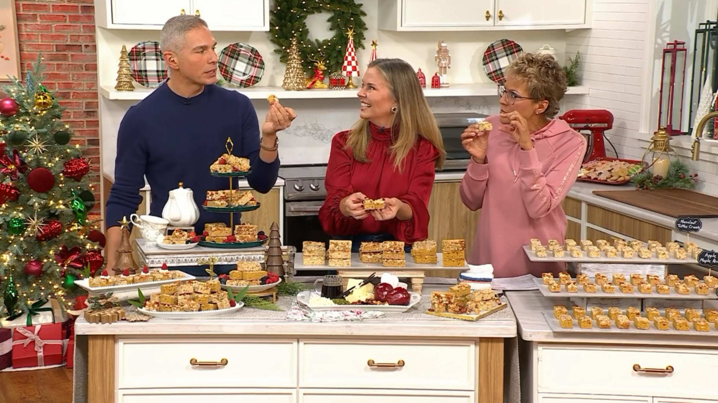 Peach & Honey Cake Bars Make Their QVC Debut