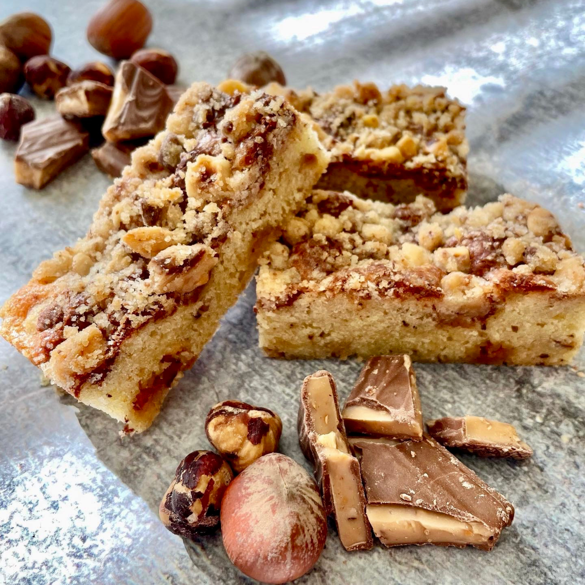 Hazelnut Toffee Crunch Cake Bars