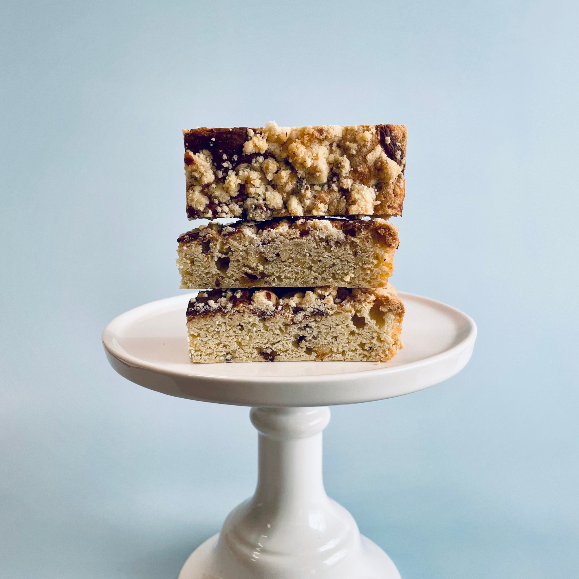 Hazelnut Toffee Crunch Cake Bars