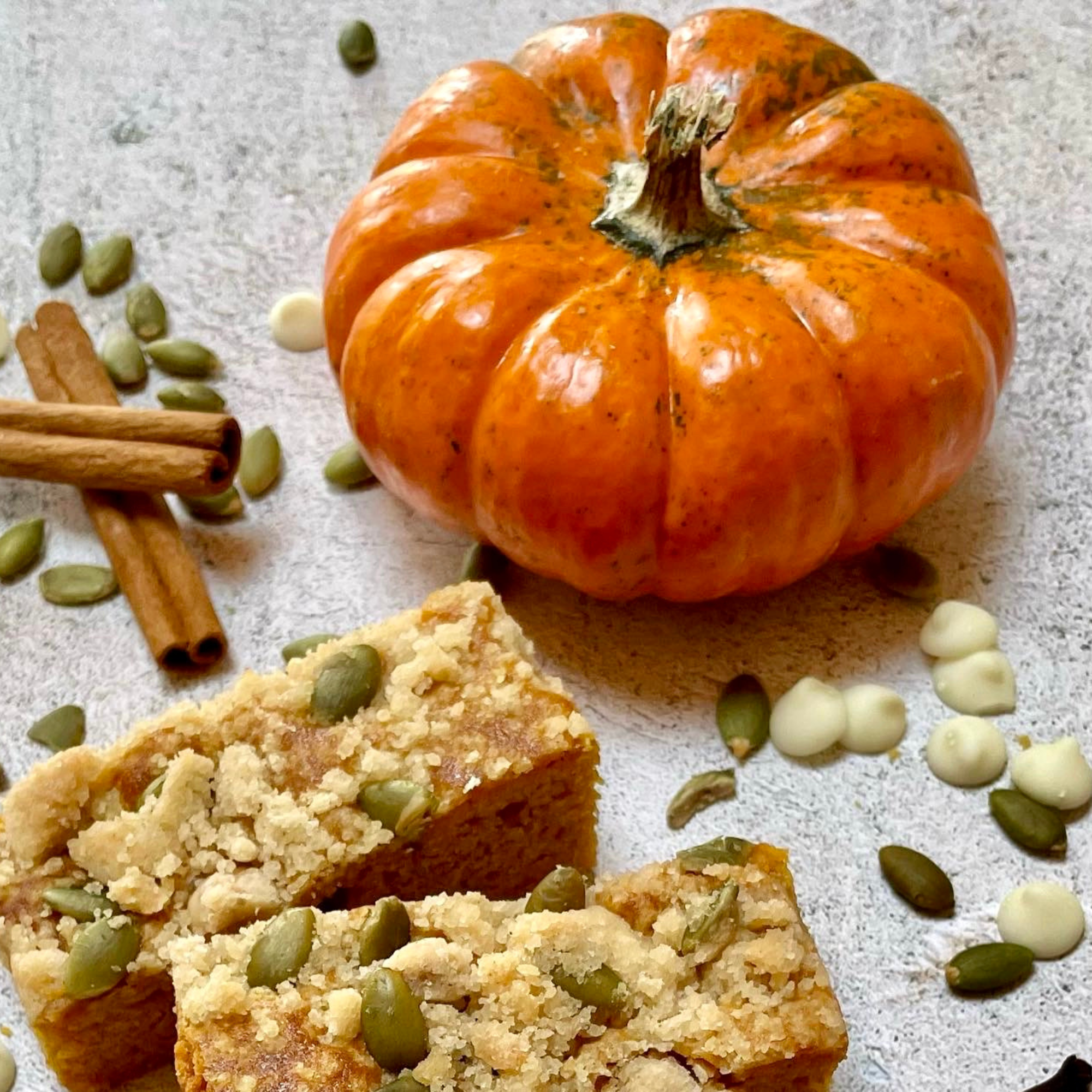 Pumpkin Spice Cake Bars